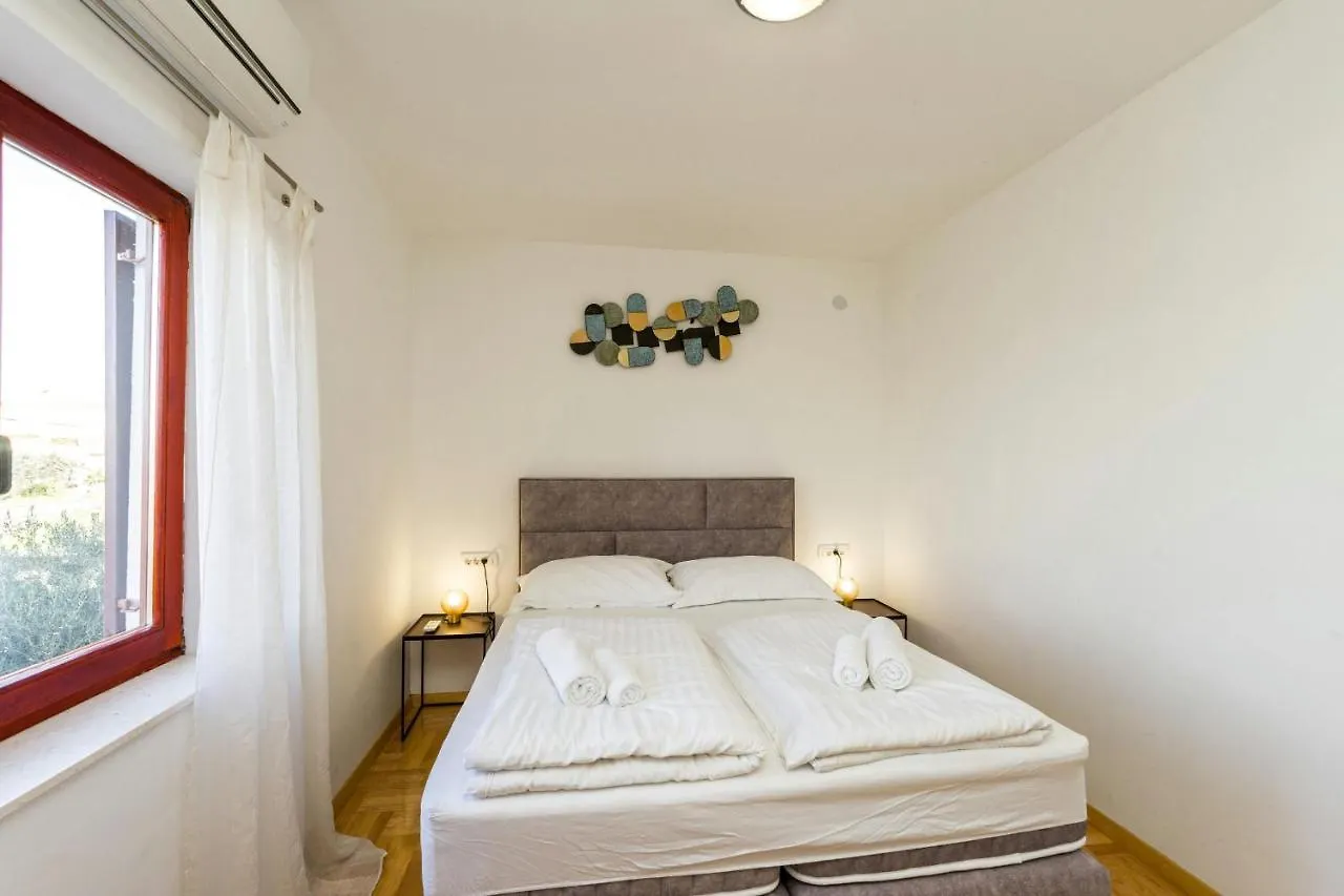 Villa Slavica Zadarvillas Sveti Filip i Jakov Croatia